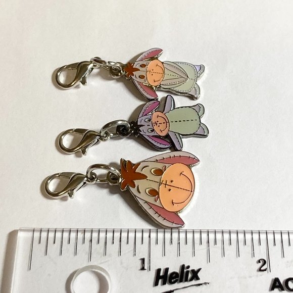 Vintage Disney Eeyore Piglet Charm Lot of 6 Charms Purse Zipper Pull Clip On - Picture 10 of 11